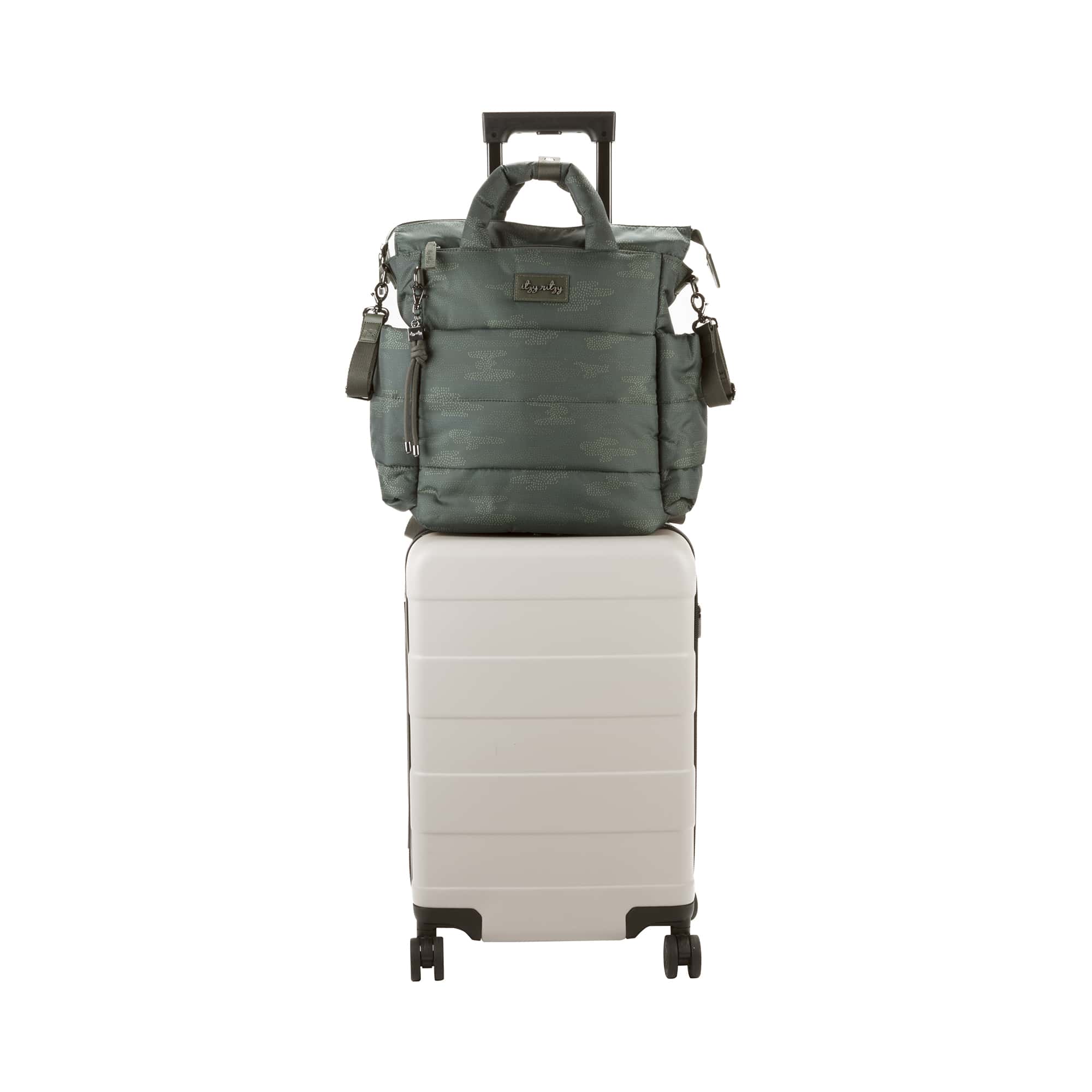 itzy-ritzy-pfcb8093-dream-convertible-cloud-camo-10