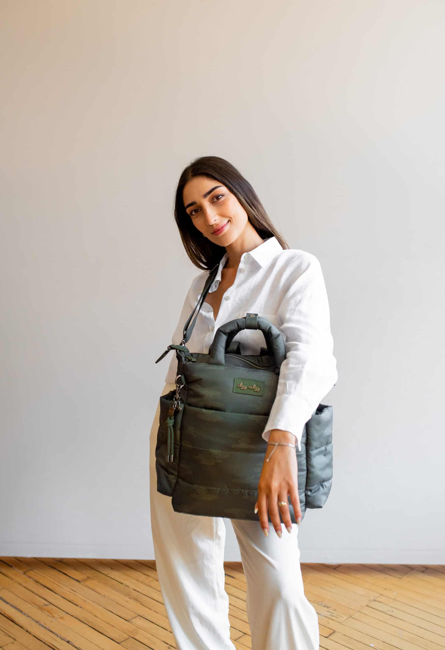 itzy-ritzy-pfcb8093-dream-convertible-cloud-camo-14