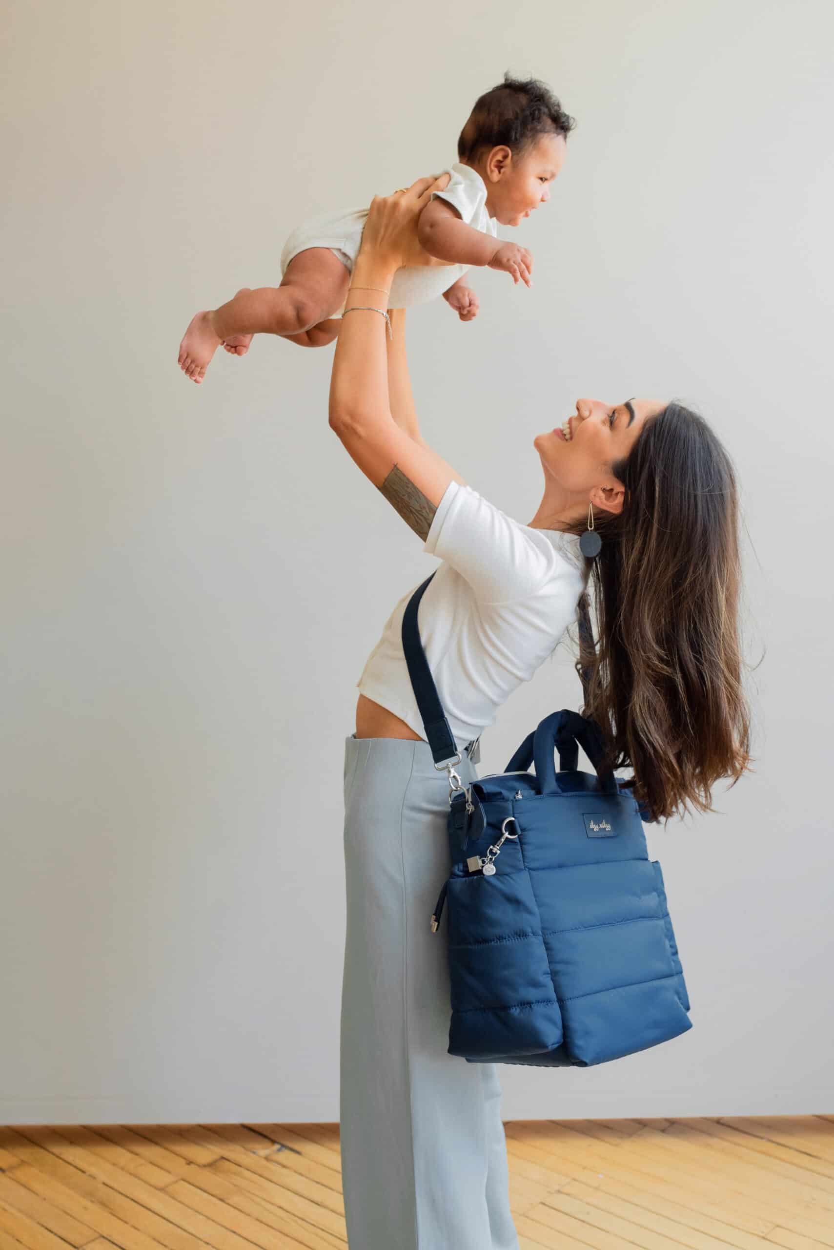 itzy-ritzy-pfcb8410-dream-convertible-sapphire-starlight-5