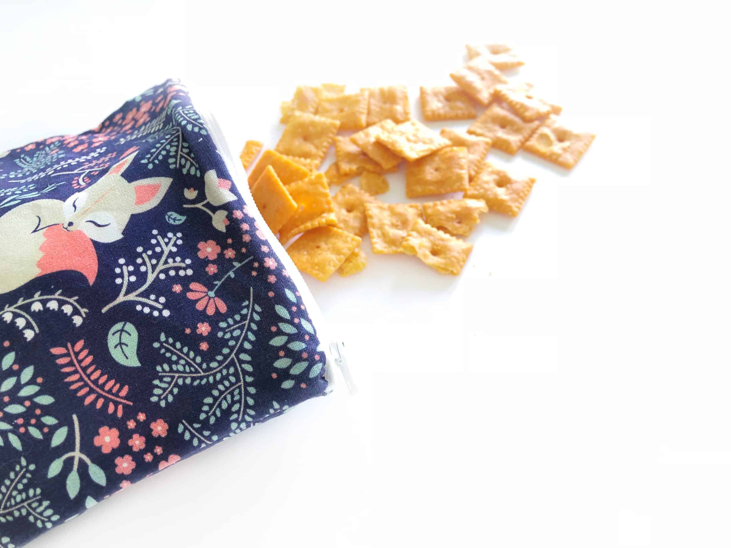 Itzy-RItzy-Snack-Happens-Reusable-Snack-Bags-SWB8318-Fox-Hollow-Snack-Bag-4-scaled