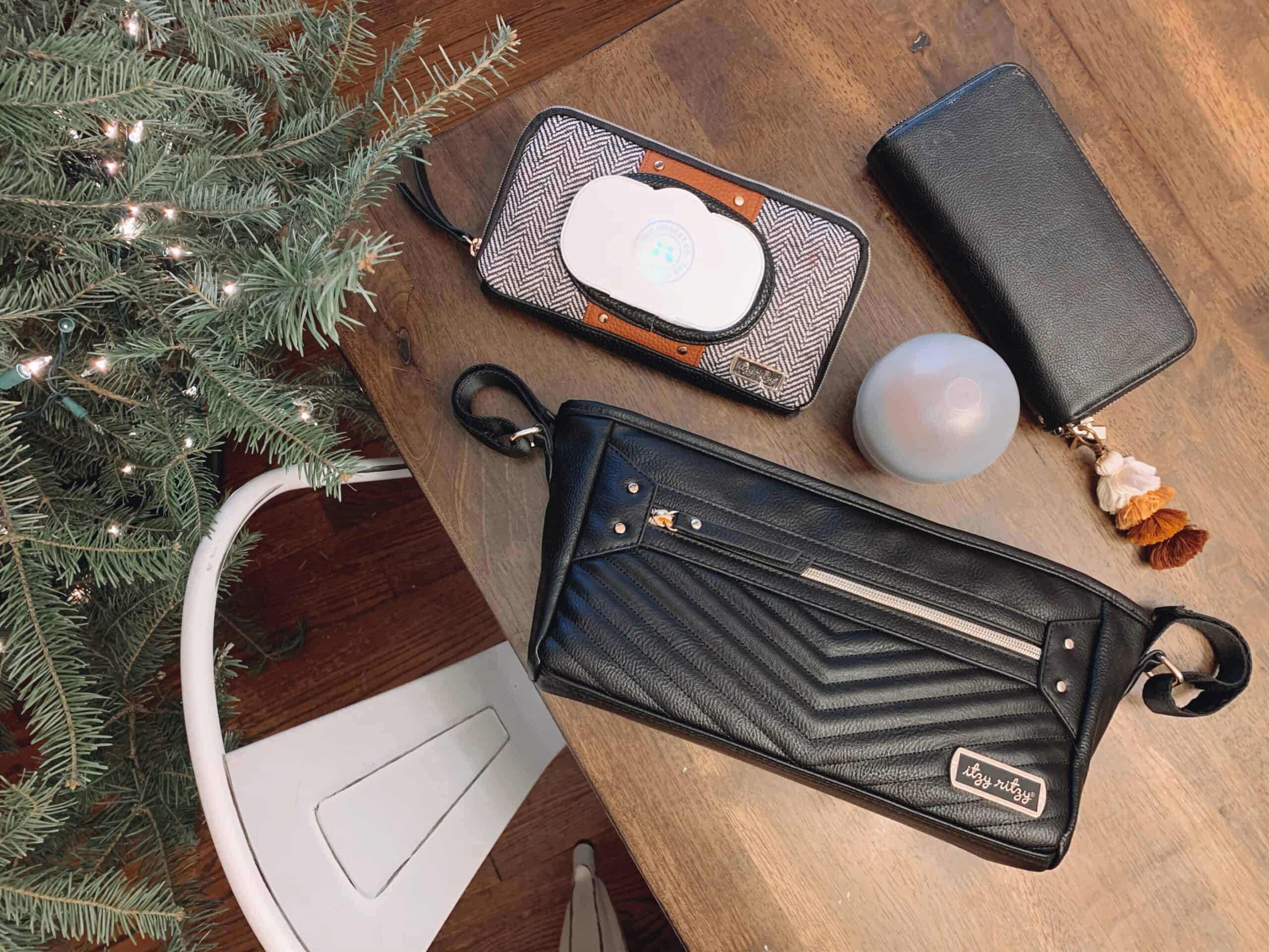 Itzy-Ritzy-Baby-Stroller-Storage-Organizer-MrsAshleyFarrCC98140E-2CD9-4A79-9860-F6ADD6309571-1-scaled