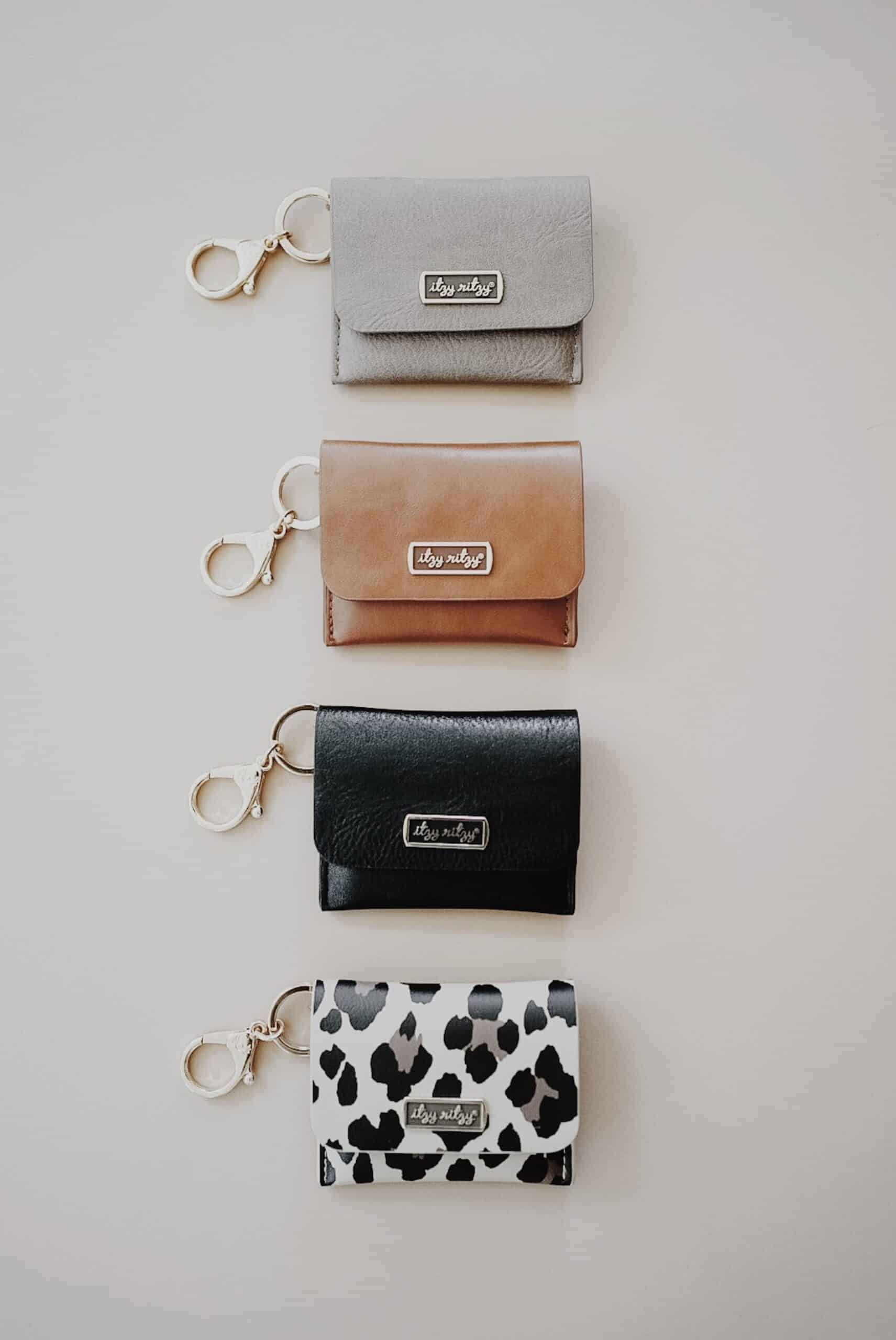 Itzy-Ritzy-CHC8406-Itzy-Mini-Wallet-Card-Holder-and-Key-Chain-Charm-Cognac-10-scaled