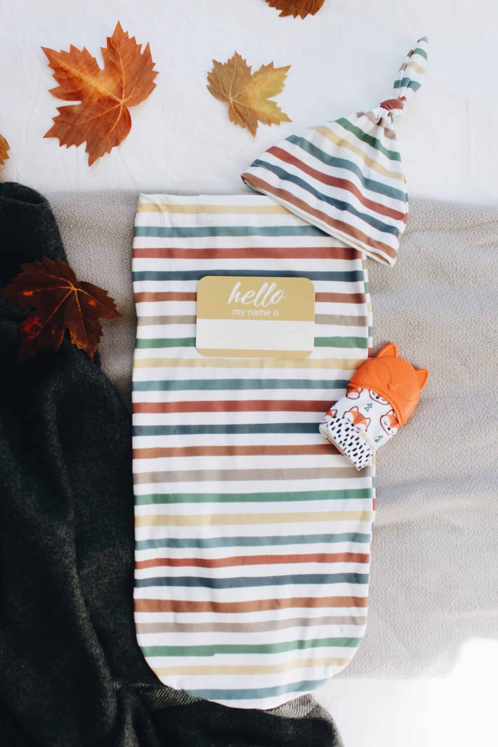 Itzy-Ritzy-Teething-Mitt-Teether-MITT8318-Fox-Mitt-scaled