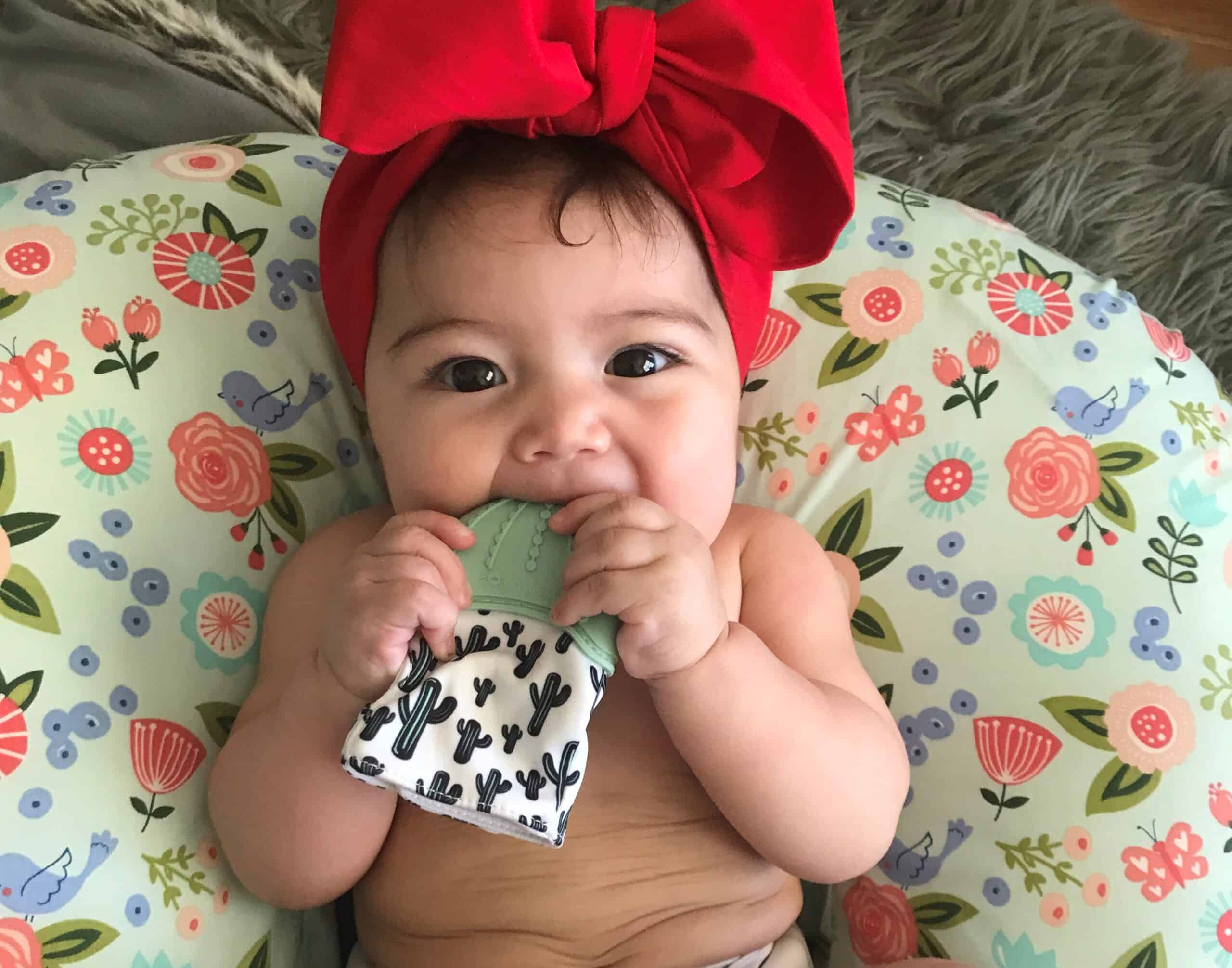 Itzy-Ritzy-Teething-Mitt-Teether-MITT8320-Cactus-Mitt-1-scaled