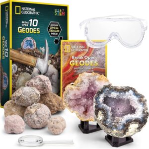 National Geographic Break Open 10 Premium Geodes featuring a pair of goggles, various geodes, a magnifying glass, a hammer, a booklet, and display stands.