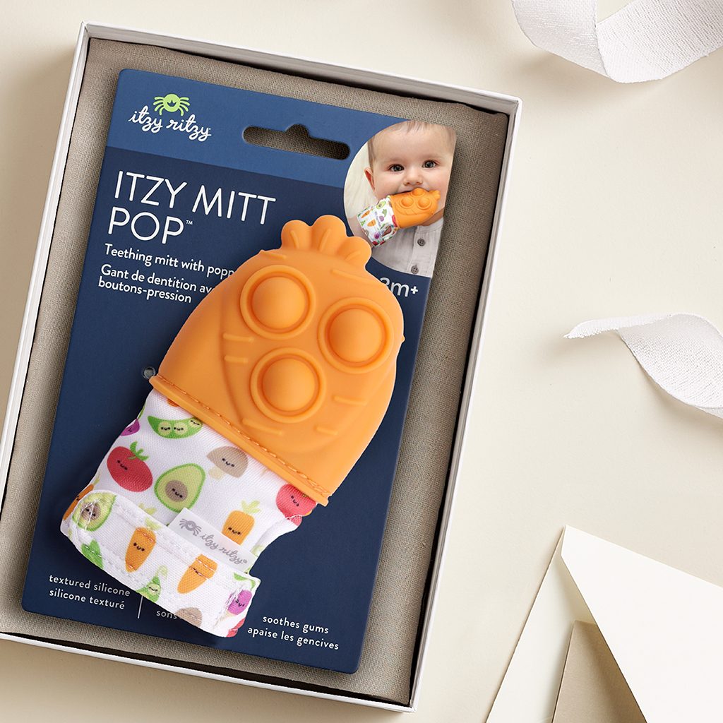 Itzy Ritzy Itzy Mitt Pop silicone teething mitt with poppers Carrot product photo 3 Itzy Ritzy Itzy Mitt Pop silicone teething mitt with poppers Carrot product photo 3
