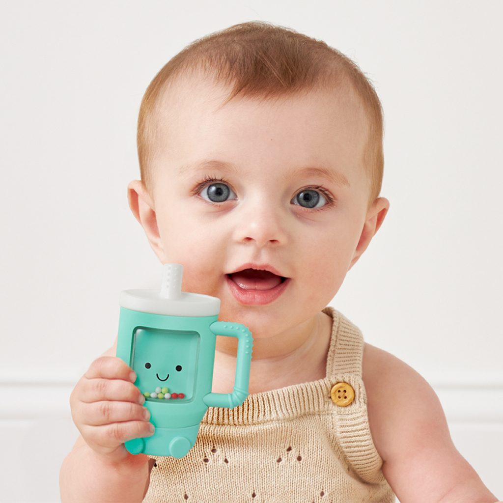 Itzy Ritzy Sweetie Shake Plus silicone teether with rattle Tumbler product photo 7 Itzy Ritzy Sweetie Shake Plus silicone teether with rattle Tumbler product photo 7