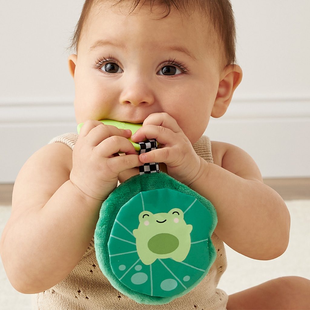 Itzy Ritzy Sweetie Crinkle silicone sensory teether Frog product photo 6