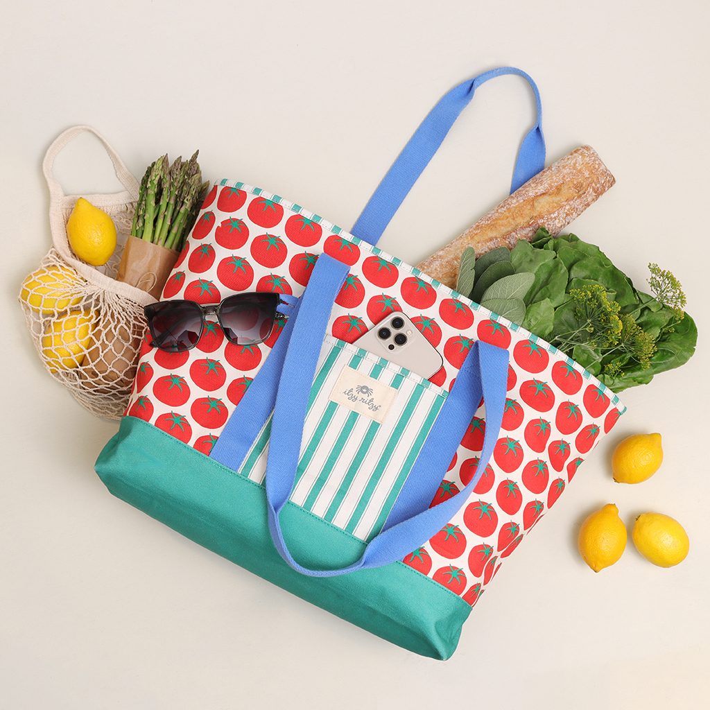 Itzy Ritzy Itzy Explorer large canvas tote bag Pasta La Vista product photo 1 Itzy Ritzy Itzy Explorer large canvas tote bag Pasta La Vista product photo 1