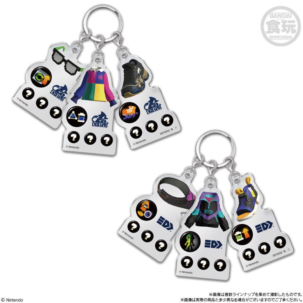 splatoon-gearcharm-7 Bandai Splatoon 3 Gear Triple Custom Charm Acrylic Keychain Blind Box Shokugan features two keychains, each with five acrylic charms showcasing Splatoon gear items such as clothing, shoes, hats, and gear icons—all presented on a white background.